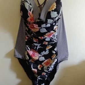Torrid size 3 (plus size xxxlbwimvuir